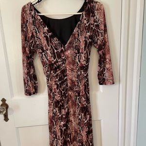 Knee length, three-quarter sleeve, rouched dress